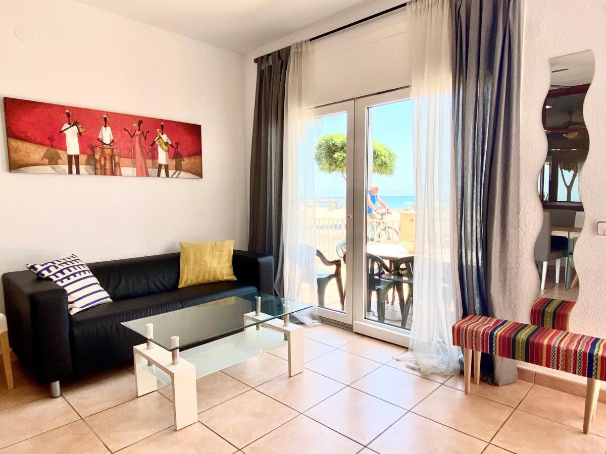Casa cómoda delante de la playa con vista al mar Cambrils Exterior foto